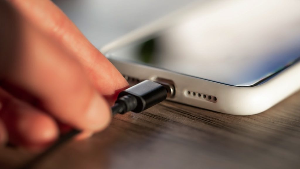 Defective Charging Port on iPhone
