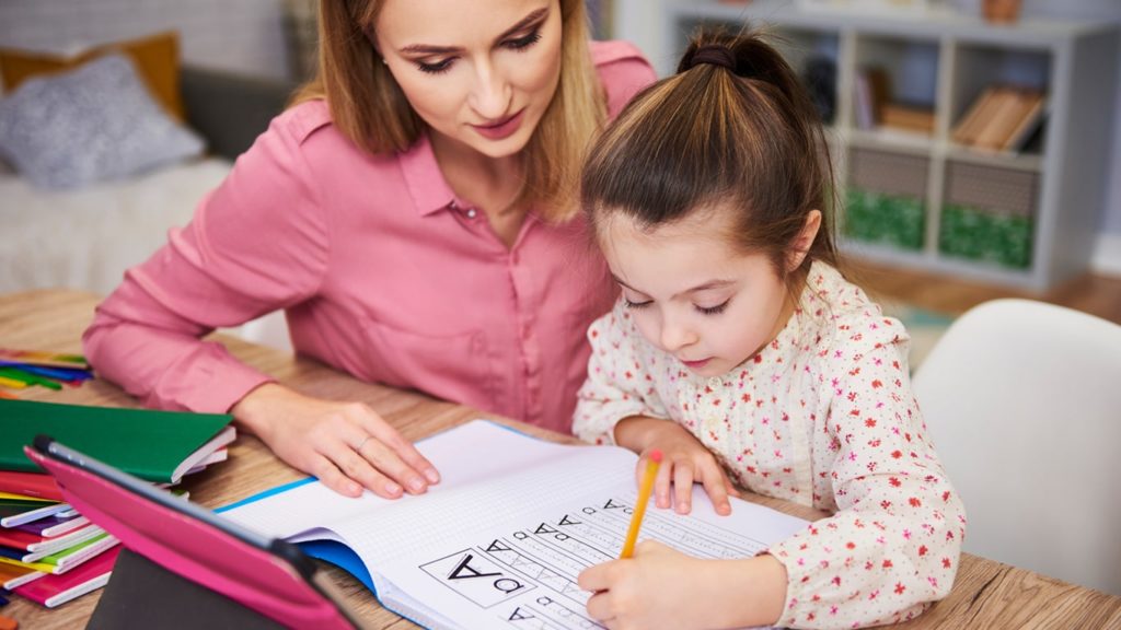 Advantages and Disadvantages of Homeschooling