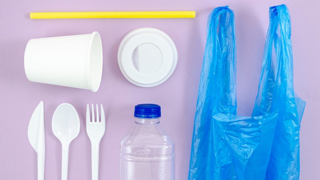 Advantages and Disadvantages of Plastic